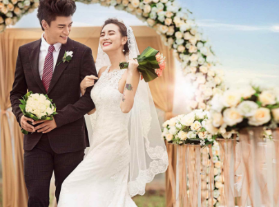 怎么从女性婚姻线看结婚年龄 手相面相